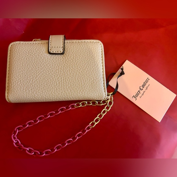 Juicy Couture Cream and Pink Wallet with Chain - Picture 4 of 7
